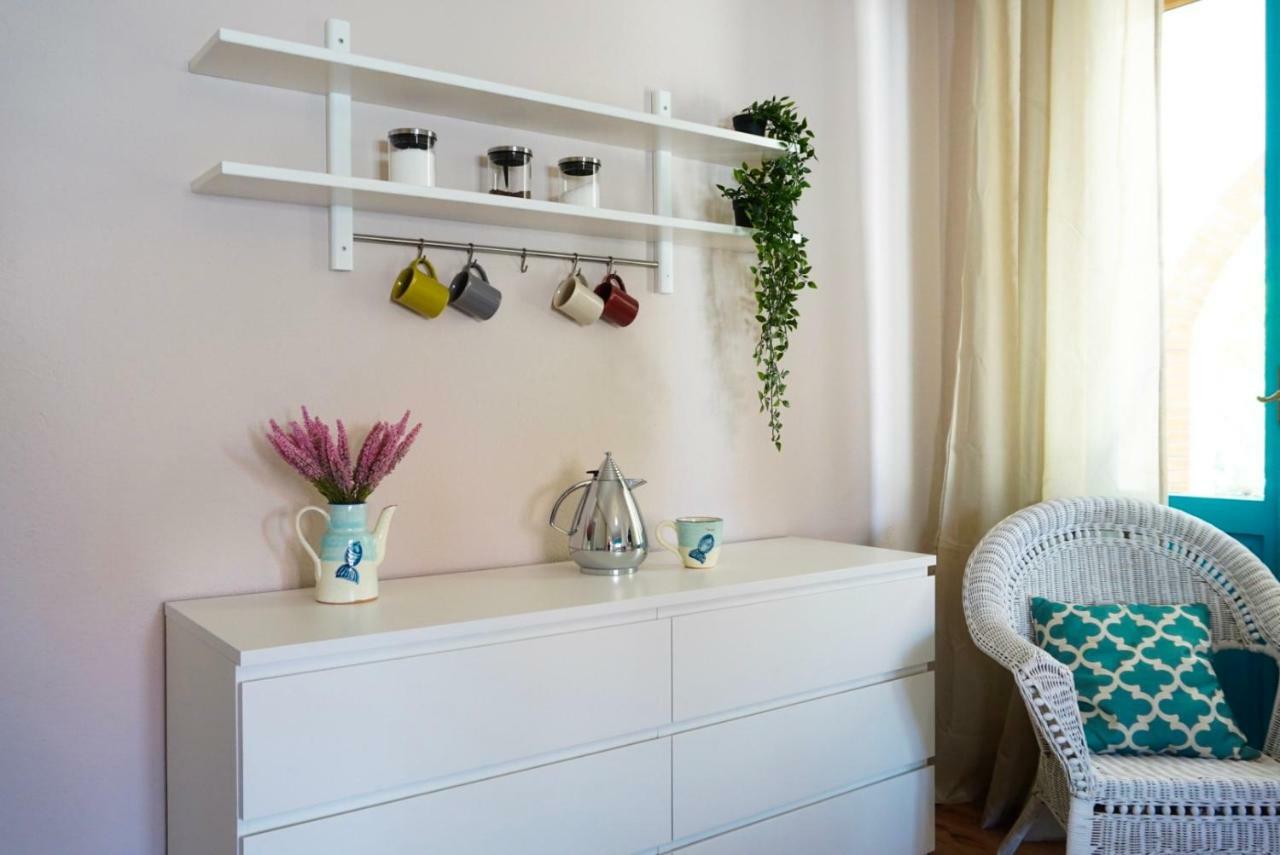 Villa Aurelia -Seafront Apartment With Patio Flumini di Quartu Zewnętrze zdjęcie
